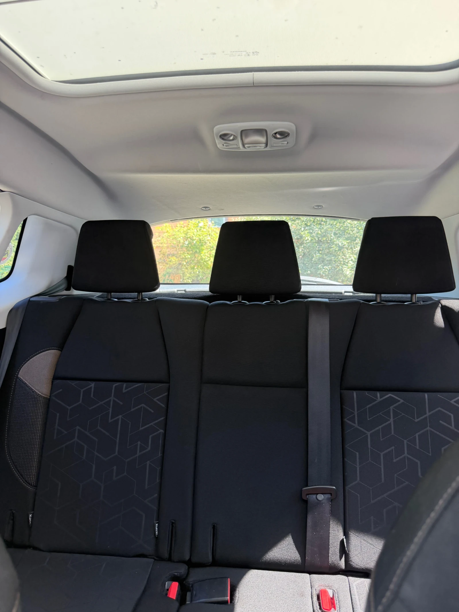 Peugeot 2008, снимка 11 - Автомобили и джипове - 55441490