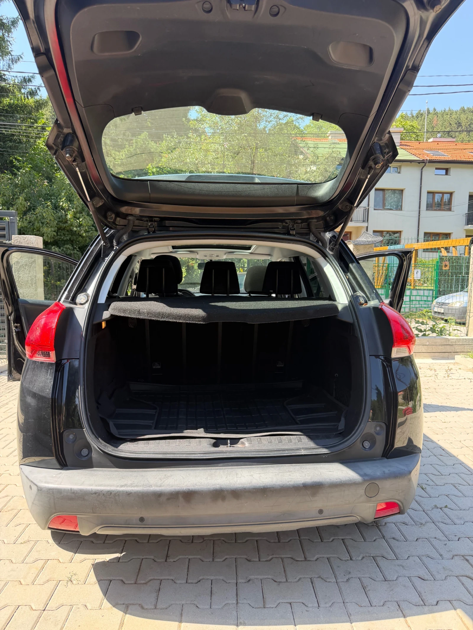 Peugeot 2008, снимка 8 - Автомобили и джипове - 55441490