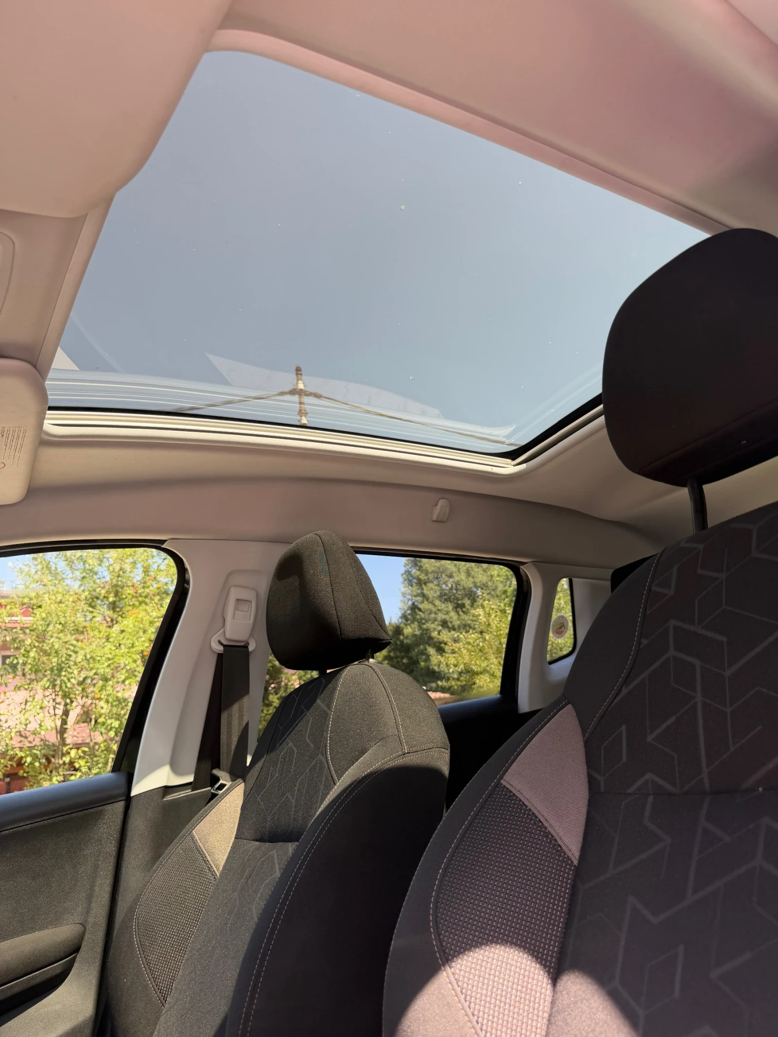 Peugeot 2008, снимка 10 - Автомобили и джипове - 55441490