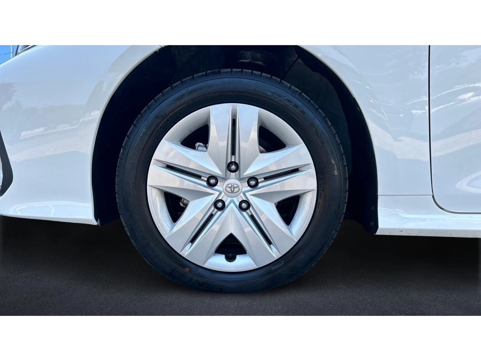 Toyota Corolla Месечна вноска от 200  , снимка 16 - Автомобили и джипове - 55801168