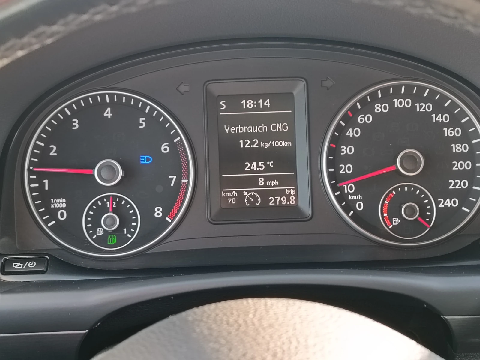 VW Touran CNG - Метан, снимка 10 - Автомобили и джипове - 55903277
