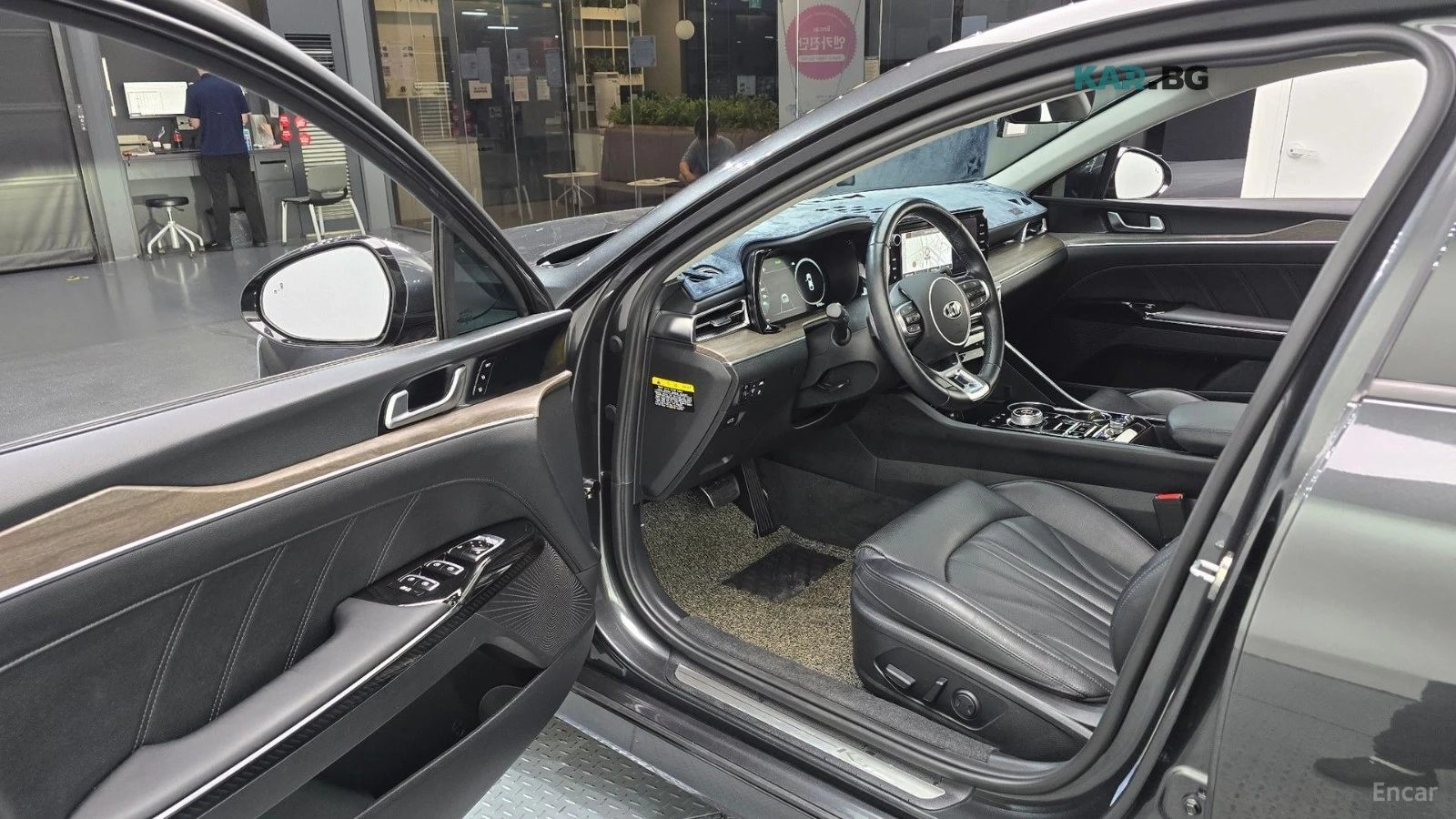Kia K5 LPI SIGNATURE FULL| ACC| VENT| HUD| 360| MirrorCAM, снимка 10 - Автомобили и джипове - 56079614