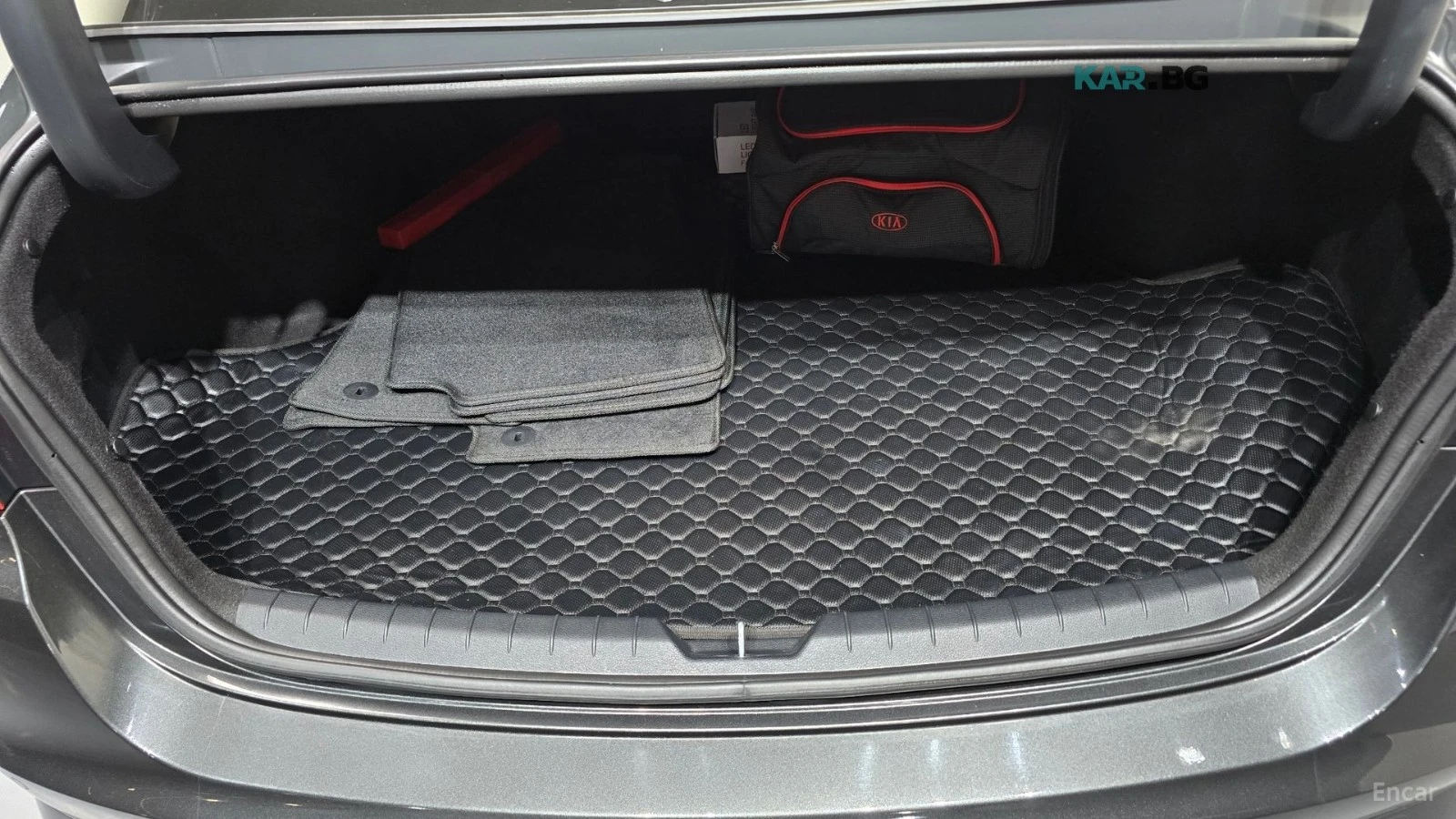 Kia K5 LPI SIGNATURE FULL| ACC| VENT| HUD| 360| MirrorCAM, снимка 17 - Автомобили и джипове - 56079614