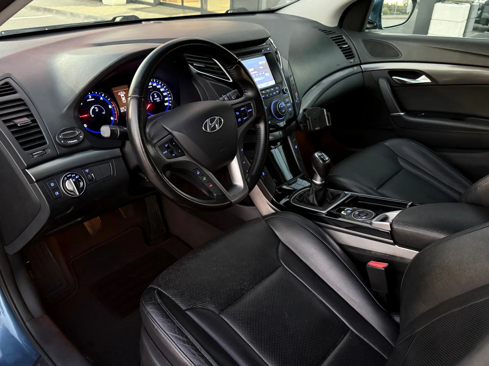 Hyundai I40 1.7CRDi* 6-��������* PODGREV* NAVI* WEBASTO* CAMER | Mobile.bg � ����������� 7