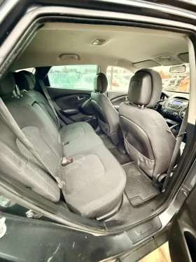 Hyundai IX35 4x4* Нов внос* 2.0* 6скорости* Бартер* Реален* , снимка 6