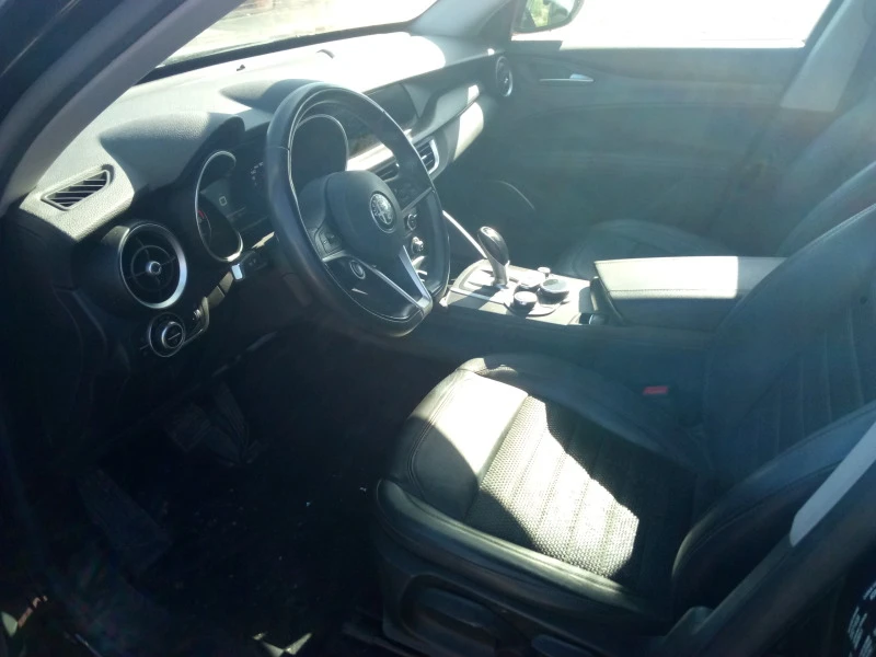 Alfa Romeo Stelvio 2.2дизел, снимка 3 - Автомобили и джипове - 48194725