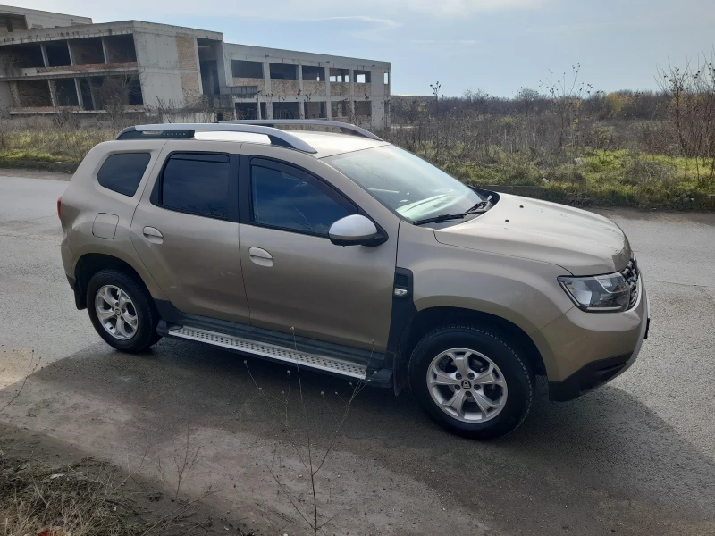 Dacia Duster, снимка 7 - Автомобили и джипове - 48257918