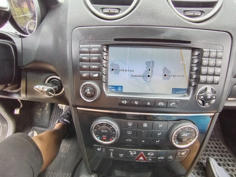 Mercedes-Benz ML 320, снимка 9 - Автомобили и джипове - 52699089