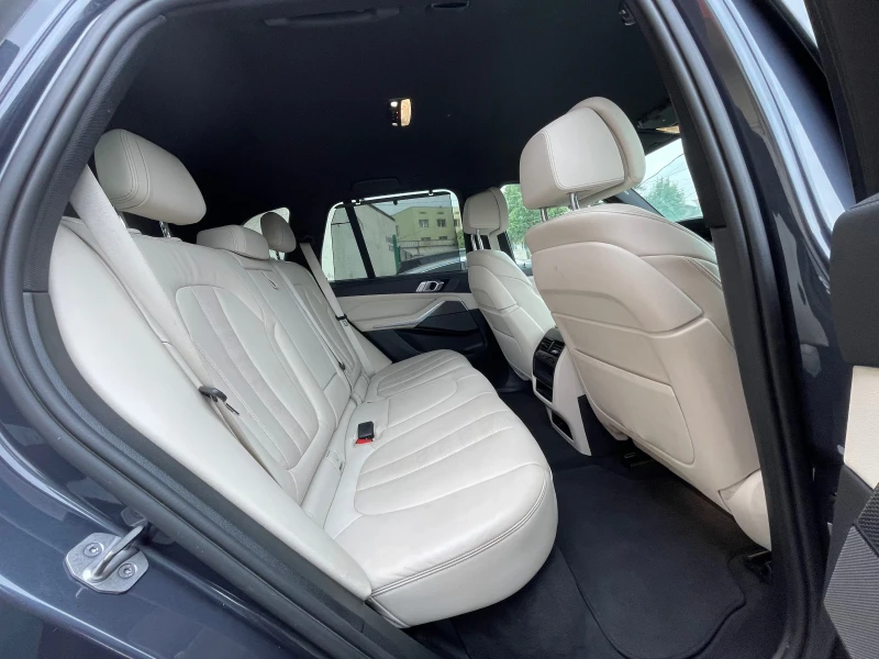 BMW X5 45e* M-Pack* AIR* H/K* MEMORY* KEYLESS GO, снимка 15 - Автомобили и джипове - 51248676