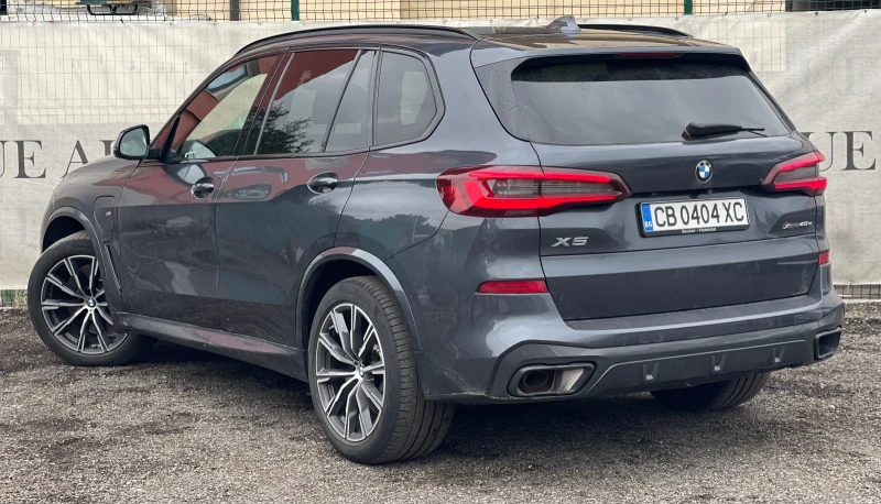 BMW X5 45e* M-Pack* AIR* H/K* MEMORY* KEYLESS GO, снимка 4 - Автомобили и джипове - 51248676