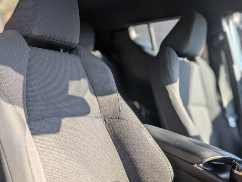 Toyota C-HR МЪРТВА ТОЧКА* КАМЕРА* KEYLESS, снимка 7 - Автомобили и джипове - 53045546