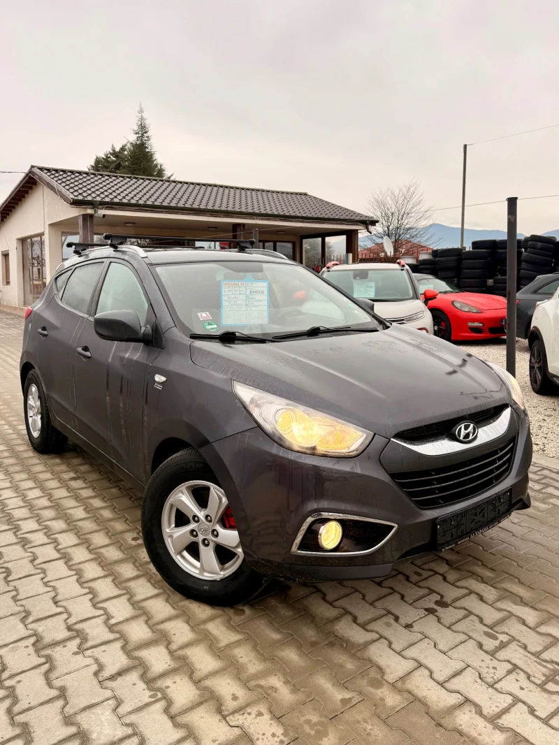 Hyundai IX35 4x4* Нов внос* 2.0* 6скорости* Бартер* Реален* , снимка 4 - Автомобили и джипове - 53266320
