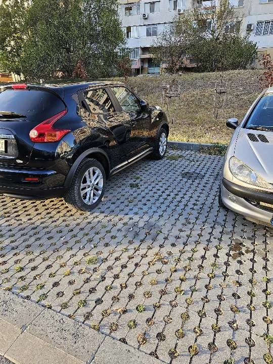 Nissan Juke, снимка 5 - Автомобили и джипове - 47815024