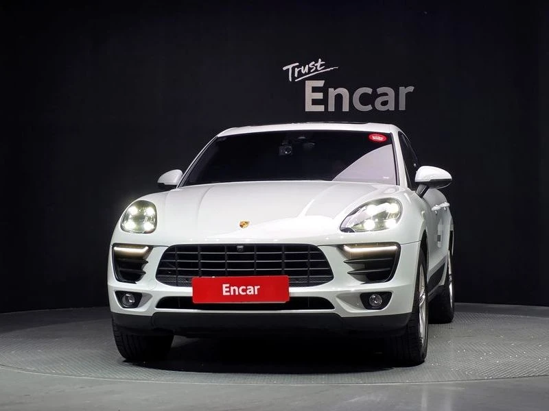 Porsche Macan 2.0| 252к.с.| ВКЛ.ТЕХНОТЕСТ, снимка 3 - Автомобили и джипове - 55372154
