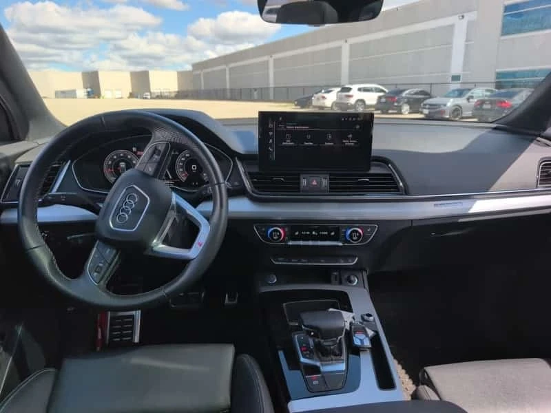 Audi Q5 * PROGRESSIV * CARFAX * ОПЦИЯ ЗА ФИНАНСИРАНЕ, снимка 11 - Автомобили и джипове - 55789023