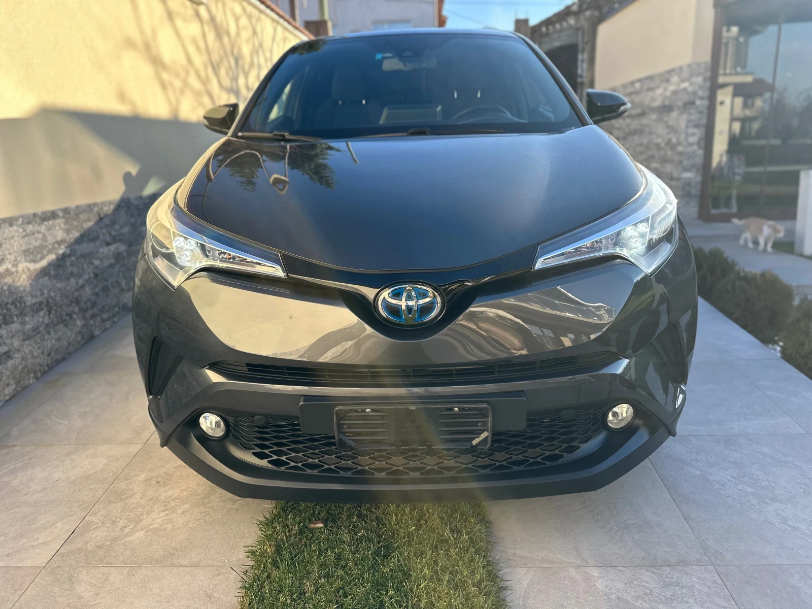 Toyota C-HR 1.8Hybrid - изображение 3