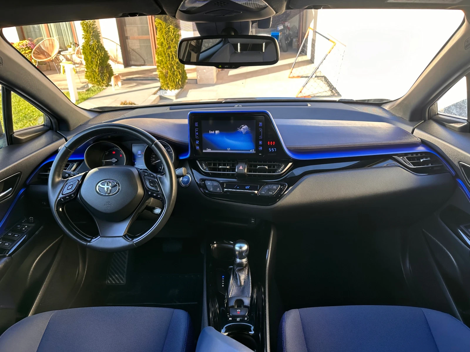 Toyota C-HR 1.8Hybrid - изображение 7