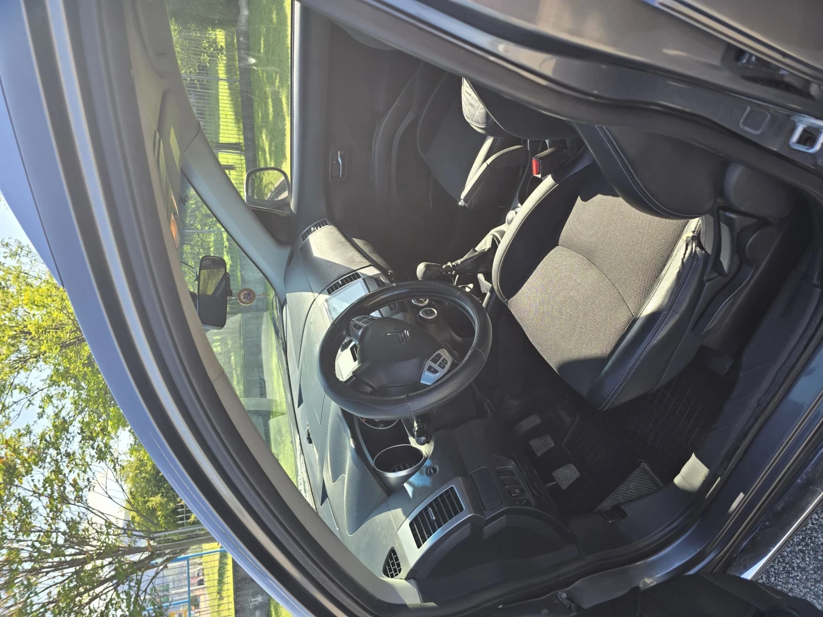 Citroen C-Crosser 2.2 HDI - изображение 6