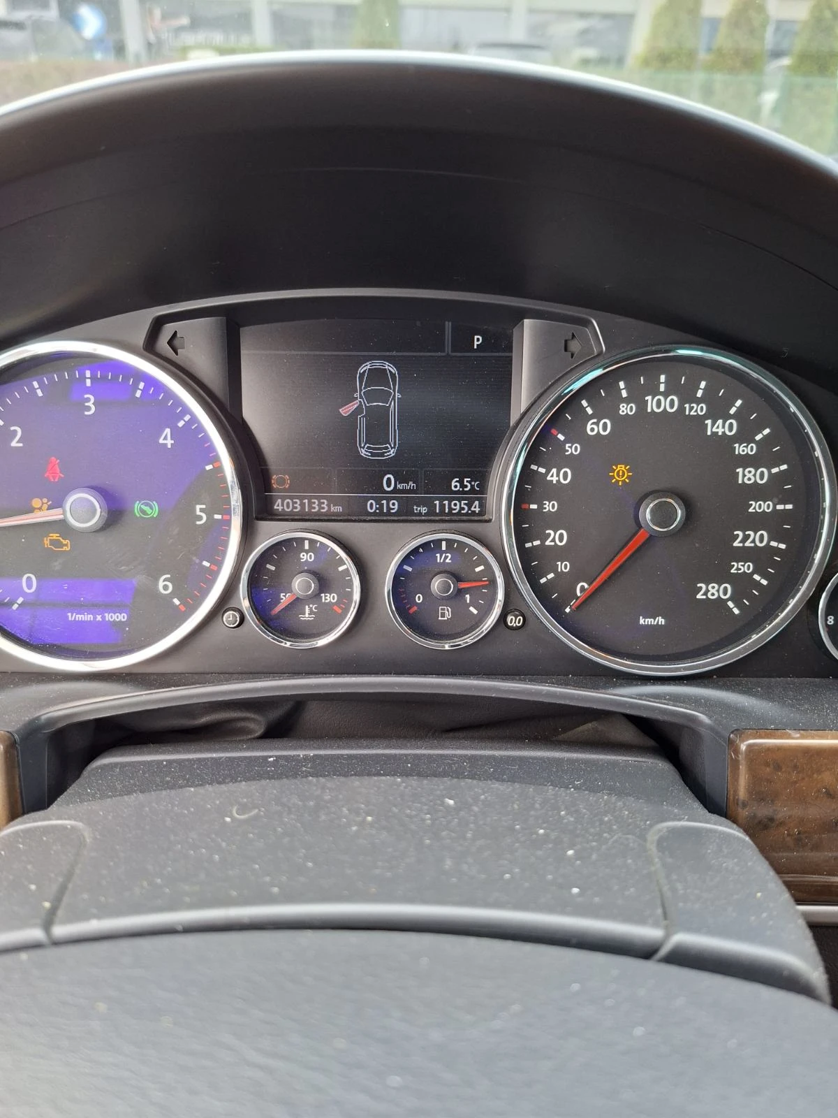 VW Touareg  - изображение 10