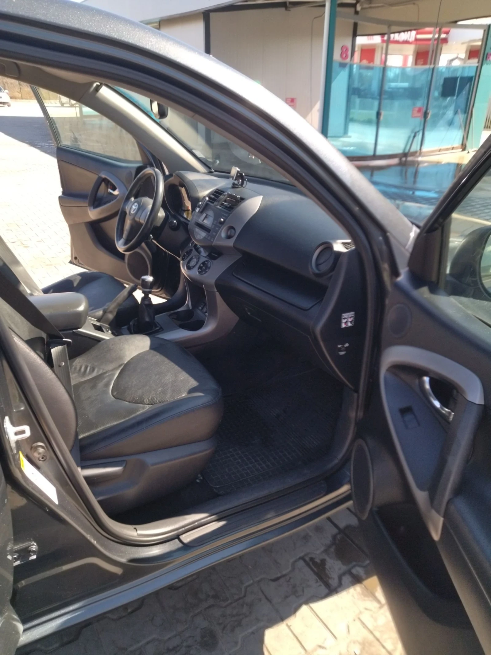 Toyota Rav4, снимка 6 - Автомобили и джипове - 53799832