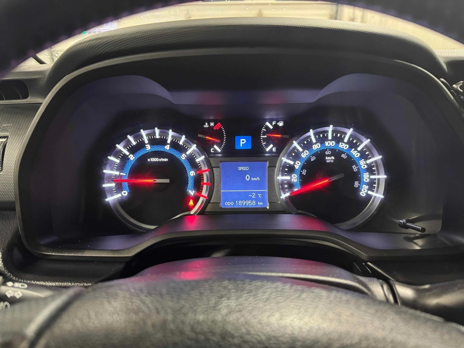 Toyota 4runner С РЕГИСТРАЦИЯ & АВТО КРЕДИТ, снимка 9 - Автомобили и джипове - 53911827