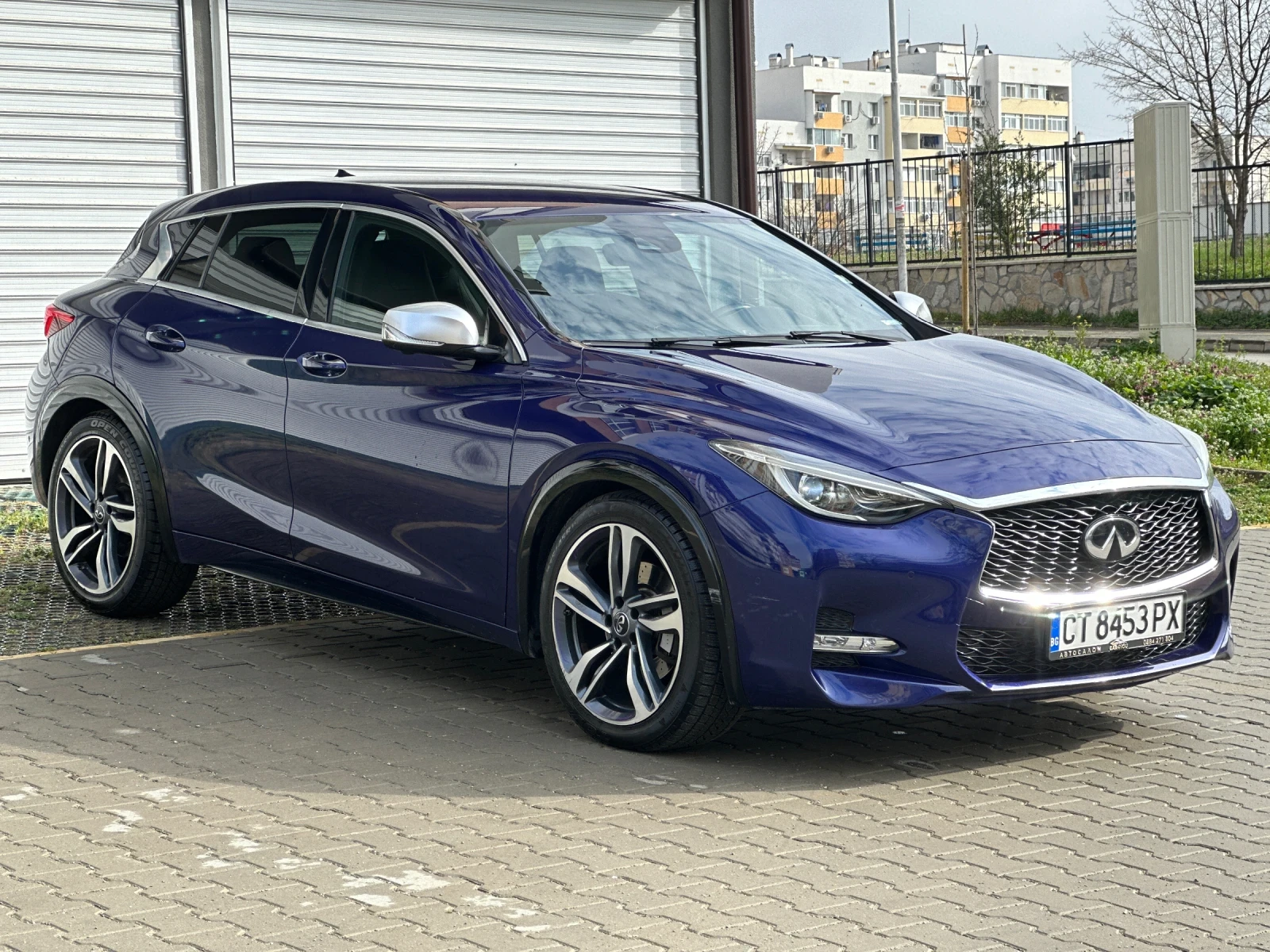Infiniti Q30 2, 2 CDI 4x4 sport, снимка 2 - Автомобили и джипове - 54041507