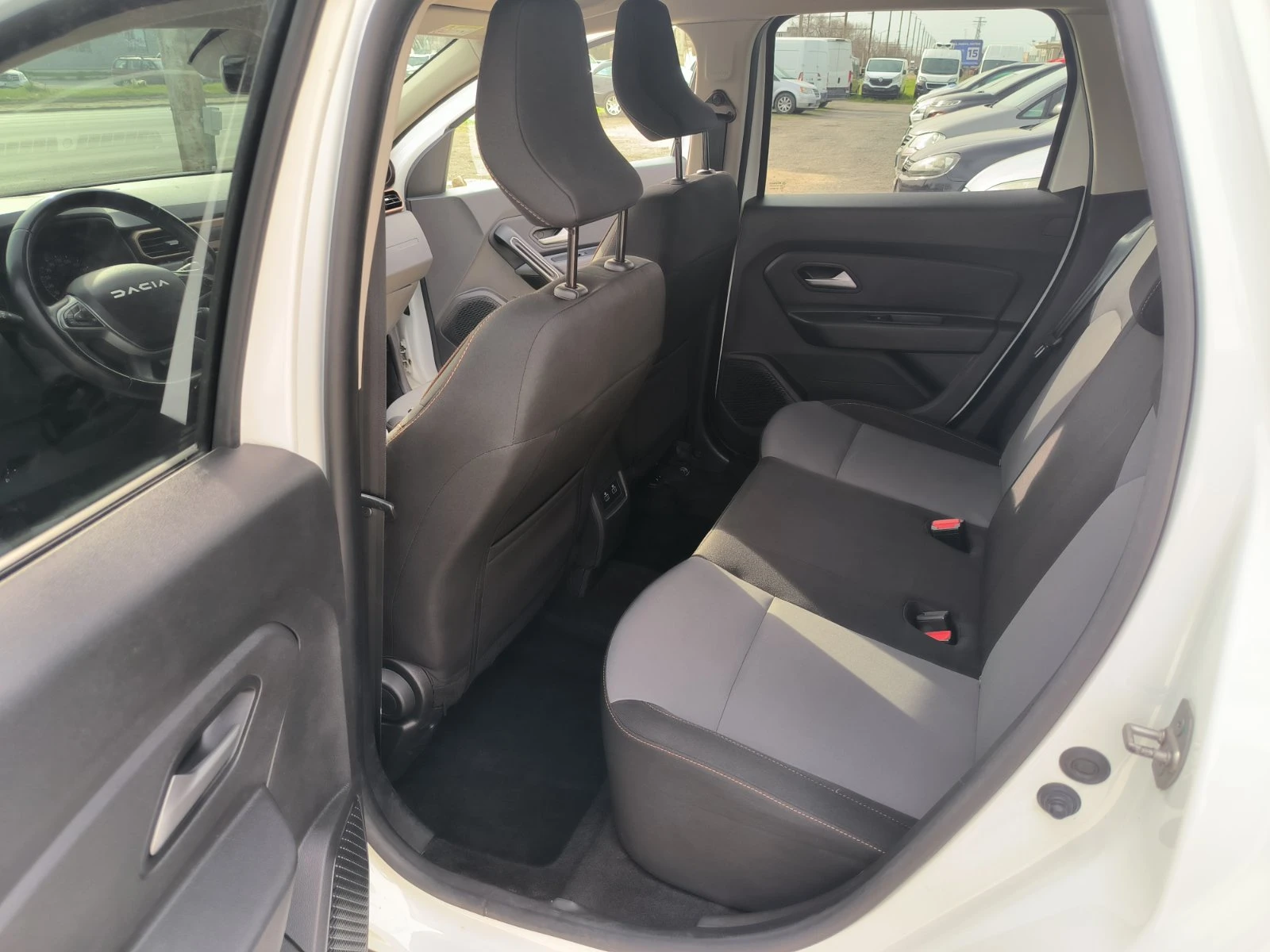 Dacia Duster 1.5d-Euro-6D-Navi-Kameri-6sk | Mobile.bg � ����������� 16