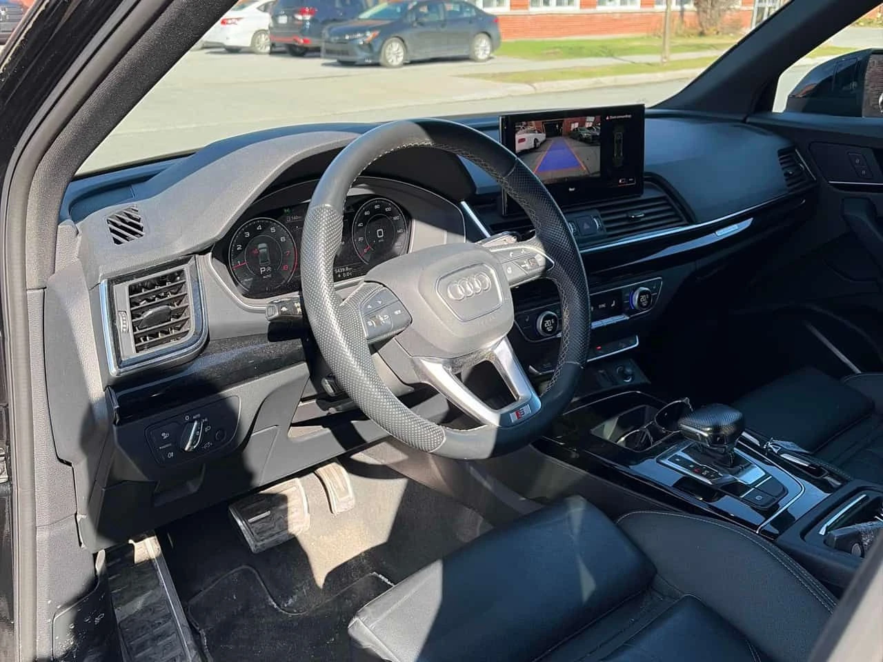 Audi Q5 Progressiv  CARFAX, снимка 5 - Автомобили и джипове - 54269923