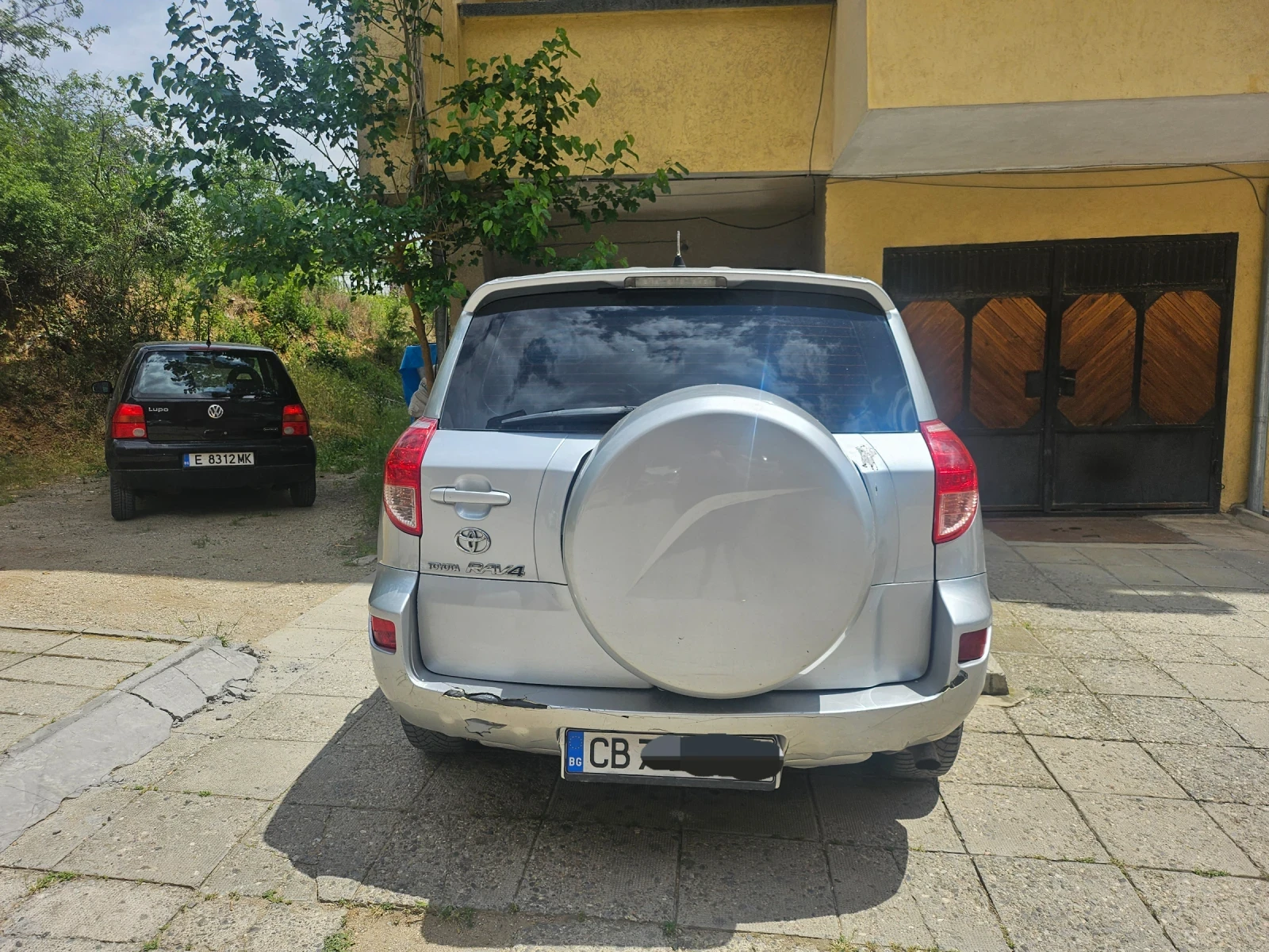 Toyota Rav4 2.2 D-4D дизел, снимка 4 - Автомобили и джипове - 54734207