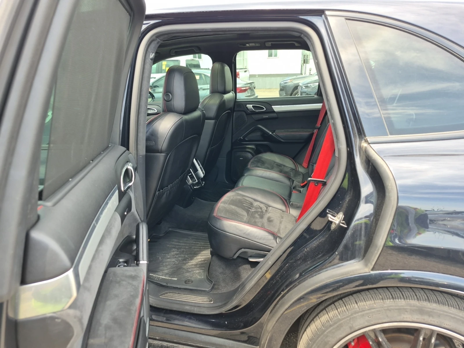 Porsche Cayenne GTS * * CARFAX * * ���� ������ * *  | Mobile.bg � ����������� 8