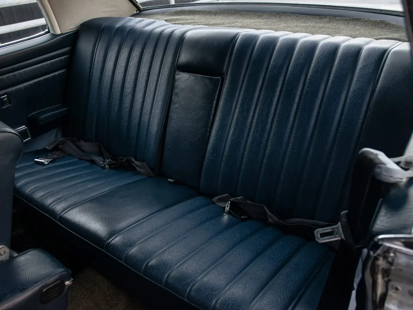 Mercedes-Benz 250 C * AвтоКредит * (ЦЕНА ДО БГ), снимка 17 - Автомобили и джипове - 55136608