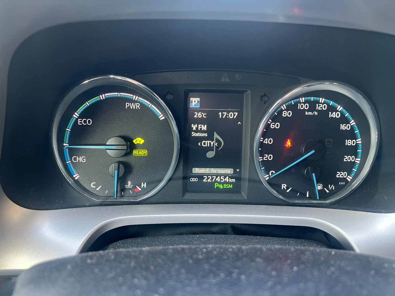 Toyota Rav4 2.5H Luxury AWD | Mobile.bg � ����������� 14