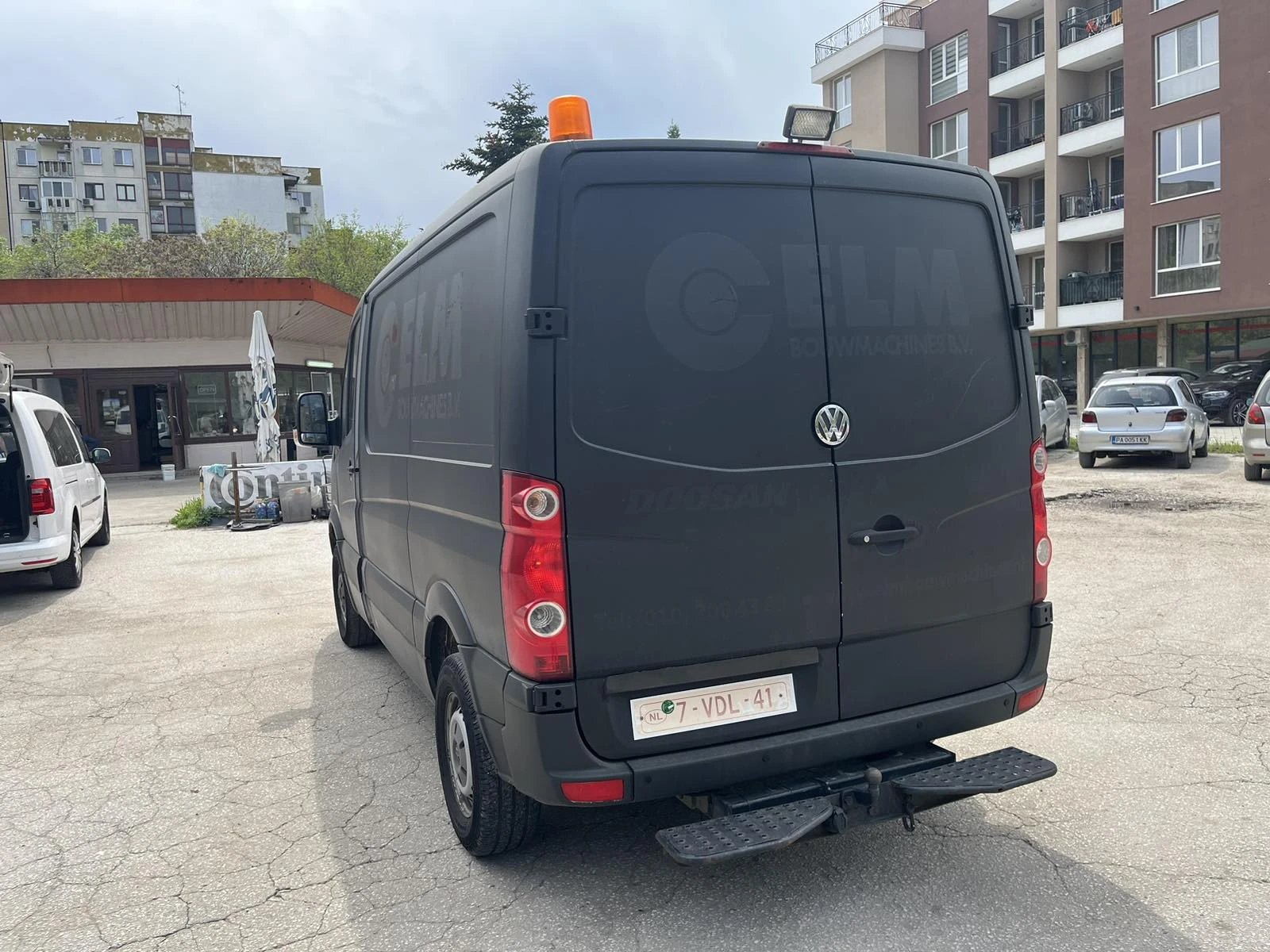 VW Crafter 35 L1H1 2, 5TDI - изображение 4