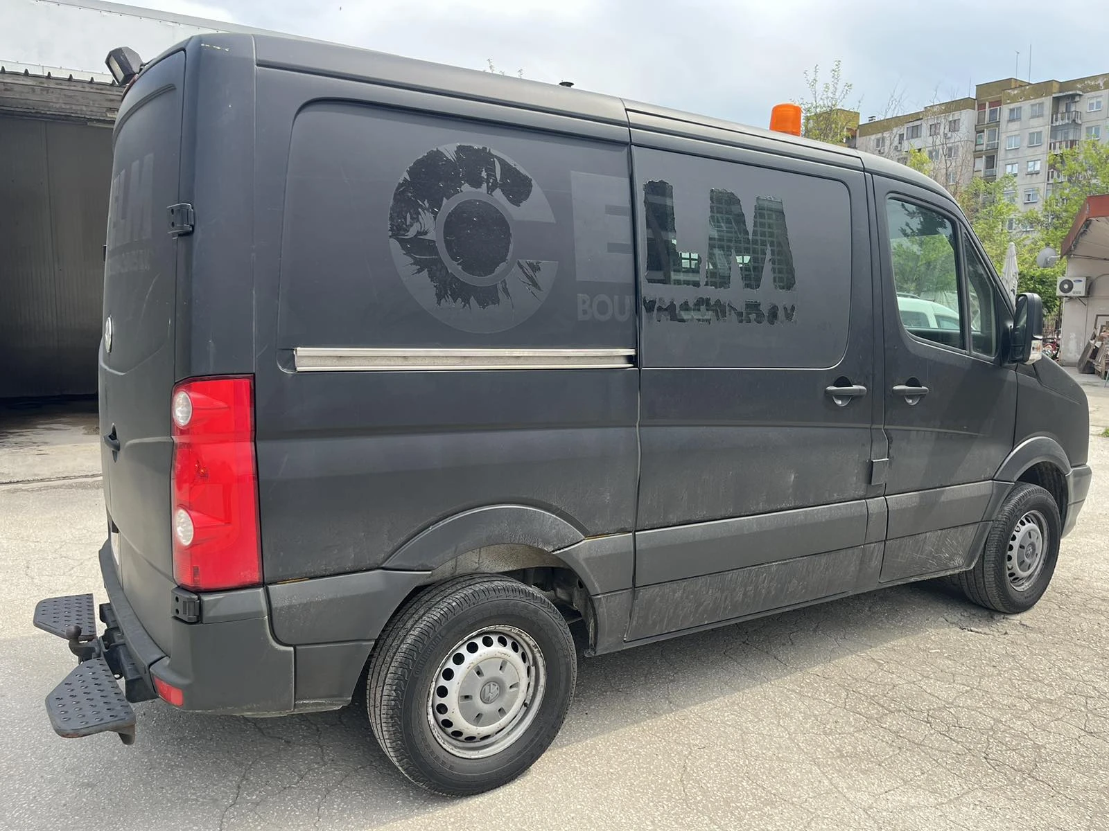 VW Crafter 35 L1H1 2, 5TDI - изображение 3