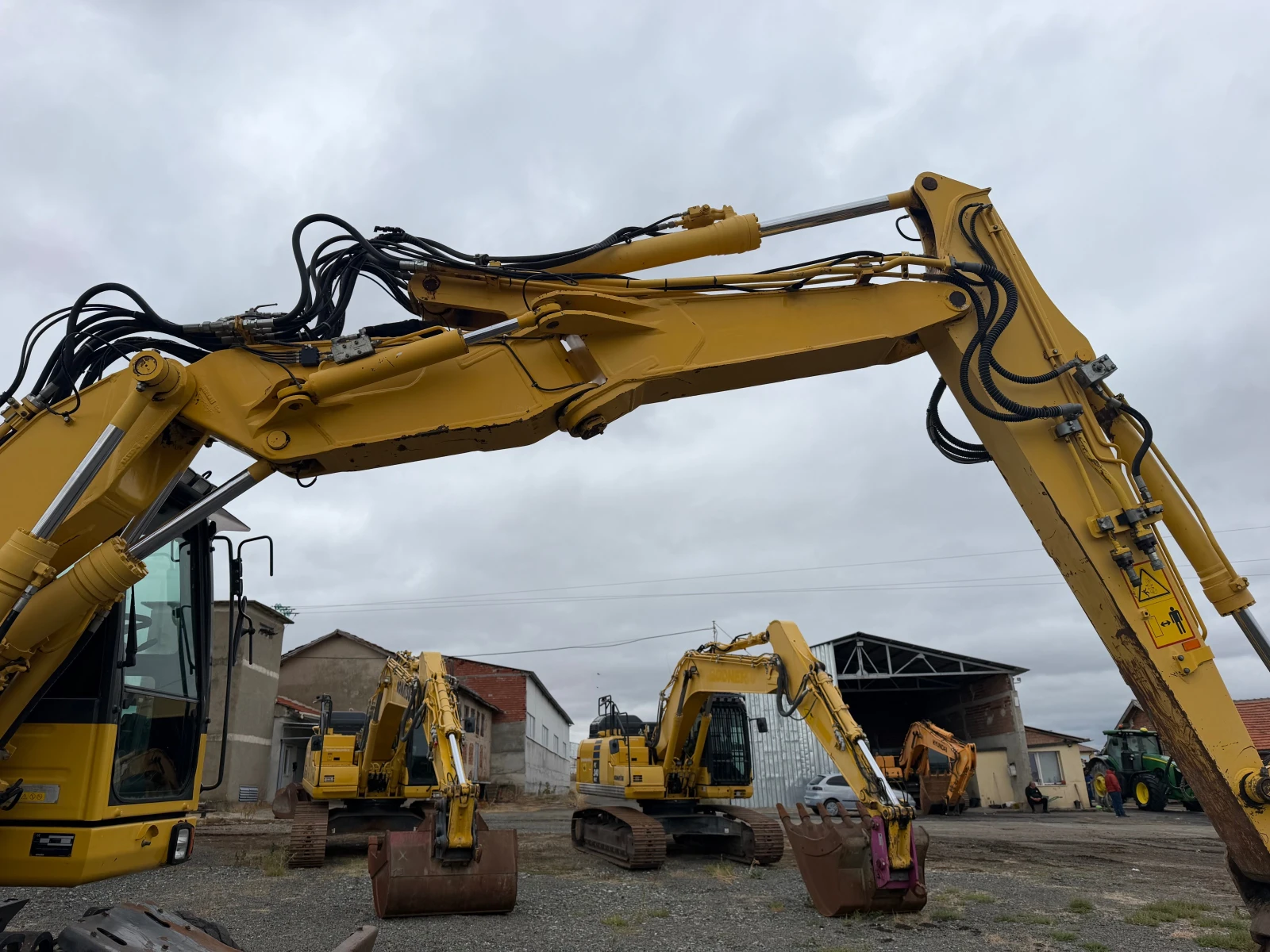 ����� Komatsu PW 148-8 + 3 ���� ������ | Mobile.bg � ����������� 9