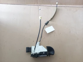 Брава врата предна лява Пежо 3008