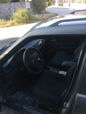 Mercedes-Benz 300 300 D-124, снимка 4