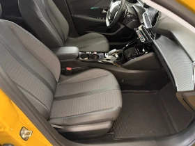 Peugeot 208 1.2 ALLURE* 28000км.* ПЪЛЕН СЕРВИЗ В ПЕЖО, снимка 13