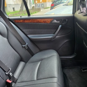 Mercedes-Benz C 320, снимка 14