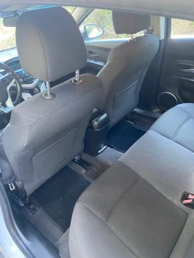 Chevrolet Cruze 1, 8 141 к.с. + Газова уредба, снимка 10
