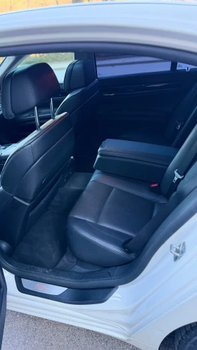BMW 740 4х4 Обслужена - 12000 € / 23469.96 лв. - 95941038 16
