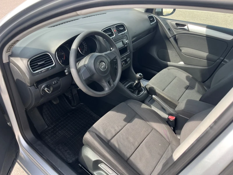 VW Golf 2.0 TDI, снимка 6 - Автомобили и джипове - 47154996