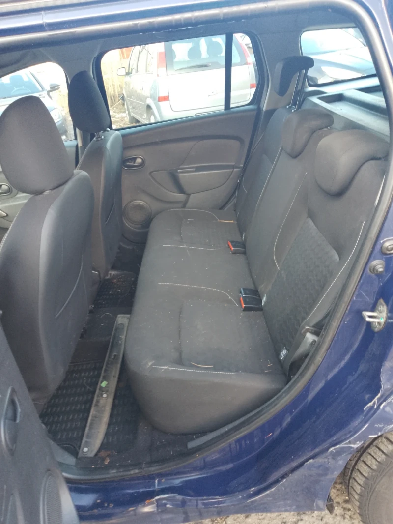 Dacia Logan 1.2i-klima, снимка 8 - Автомобили и джипове - 48538906