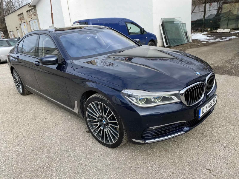 BMW 750, снимка 2 - Автомобили и джипове - 48769683