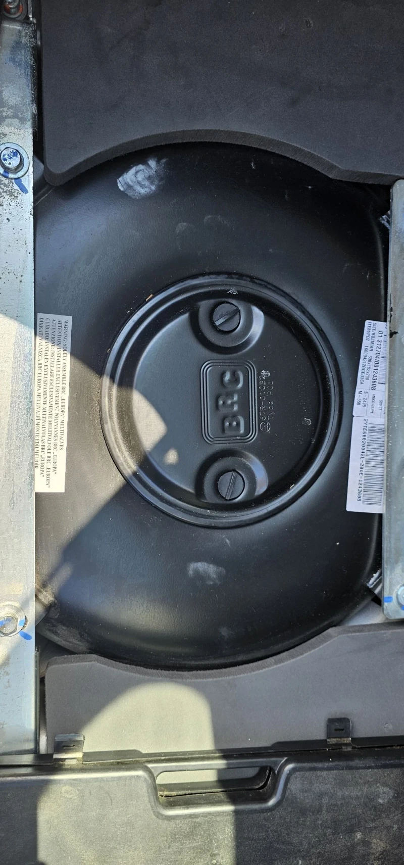 Ford Fiesta 1.4i GPL , снимка 14 - Автомобили и джипове - 49284459