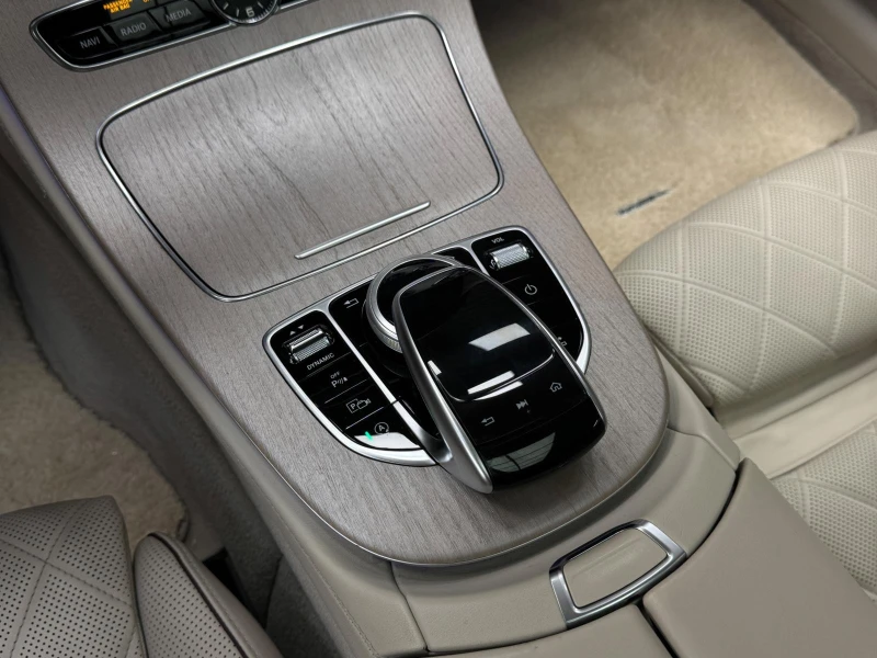 Mercedes-Benz E 400 d 4Matic AMG* 360* Vent* Burmester* Pano* Designo*, снимка 11 - Автомобили и джипове - 52317144
