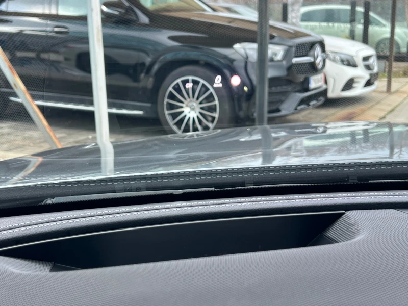 Mercedes-Benz E 220 d, 9G, 4-MATIC, AMG, PANO, HEAD-UP, MULTIBEAM, NIG, снимка 12 - Автомобили и джипове - 52991495