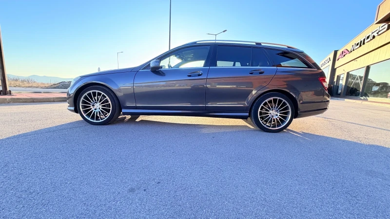 Mercedes-Benz C 320 AMG;4MATIK;ПОДГРЕВ;HARMAN KARDON;ПАРКТРОНИК, снимка 2 - Автомобили и джипове - 53166788