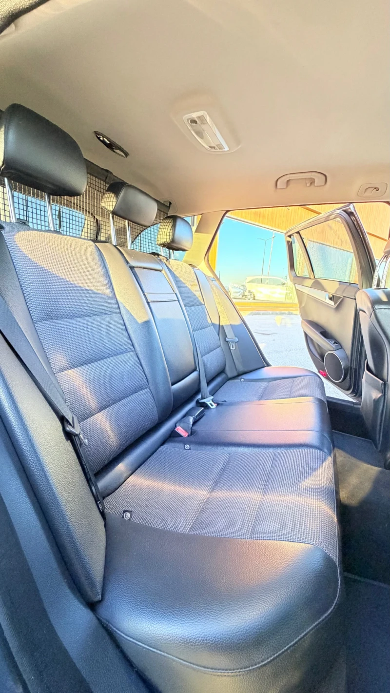 Mercedes-Benz C 320 AMG;4MATIK;ПОДГРЕВ;HARMAN KARDON;ПАРКТРОНИК, снимка 12 - Автомобили и джипове - 53166788