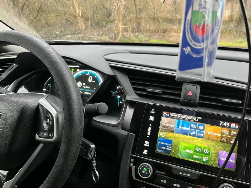 Honda Civic 1.6 I-DTEC; 120 к.с., снимка 10 - Автомобили и джипове - 53481177